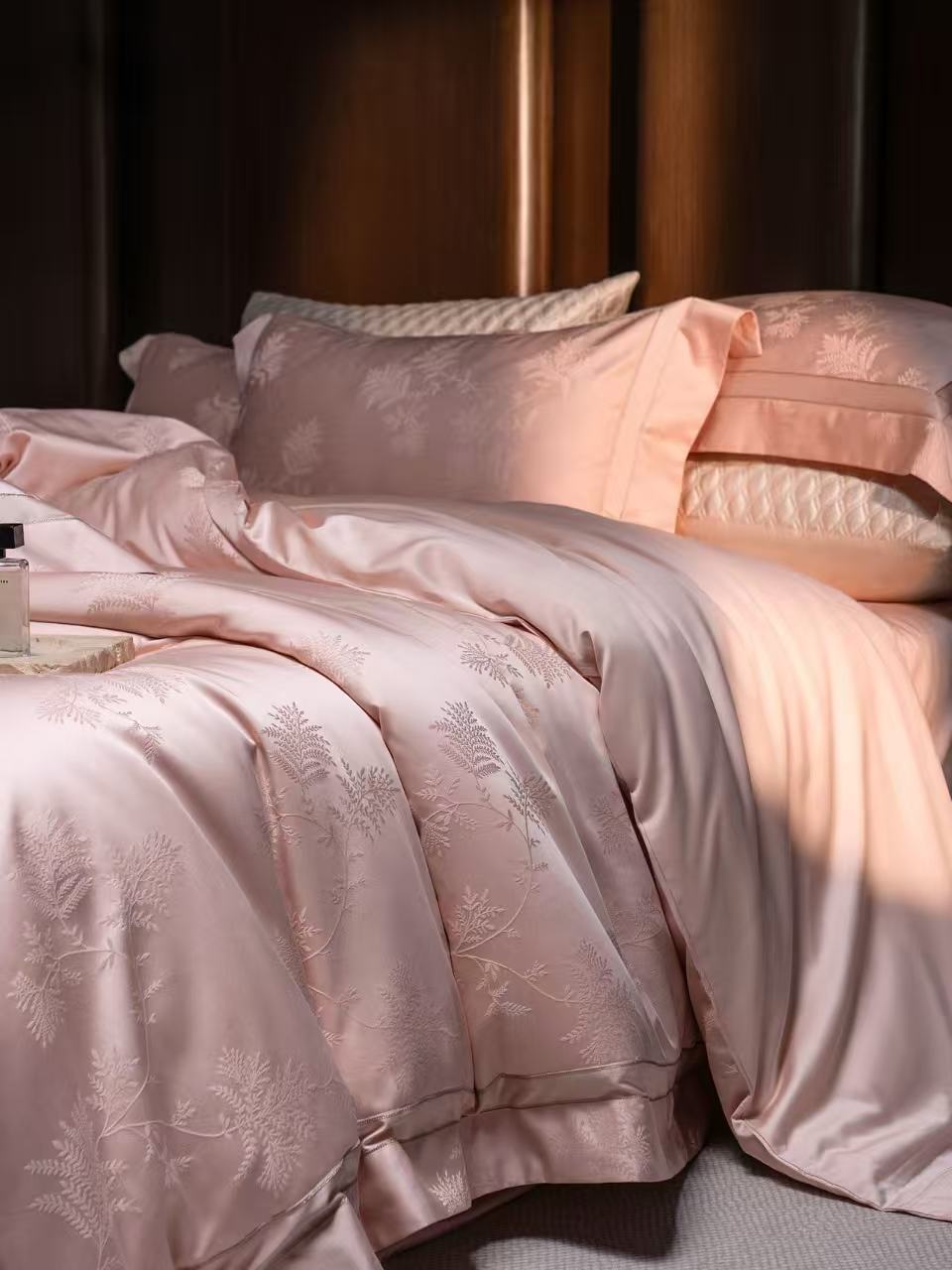 Luxury Pink Floral Jacquard Be - Home Textiles Bedding ulasan dan harga