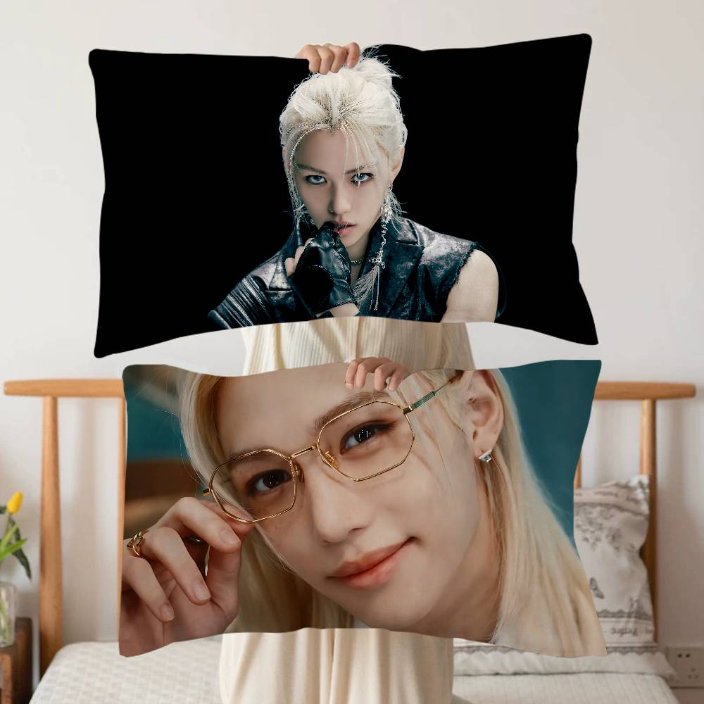 F-FelixS singer.png New Style  - Home Textiles Premium ulasan dan harga