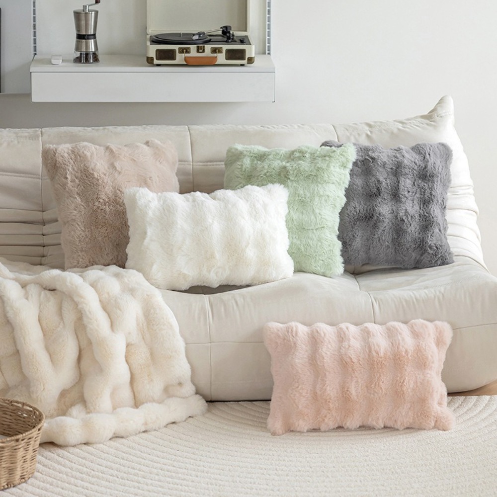 Simple Imitation Rabbit Hair C - Pillow Cover 20X20 ulasan dan harga